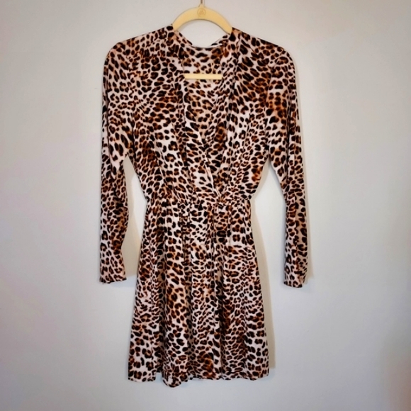 All in Favor Dresses & Skirts - Leopard print dress, size S